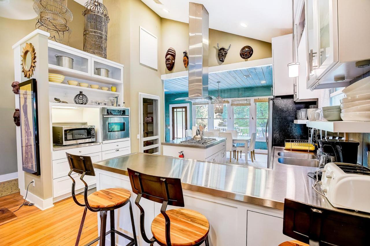 Garden Home Austin Bagian luar foto