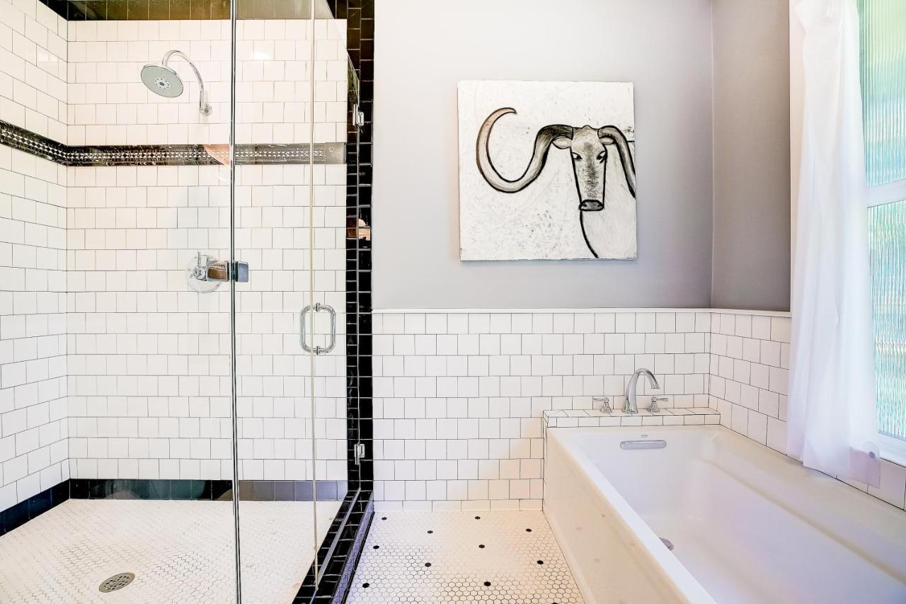 Garden Home Austin Bagian luar foto